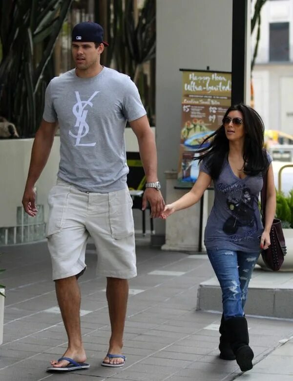 Разница в росте фото For some of you who don't know, Kris Humphries is reality star Kim Kardashian's 