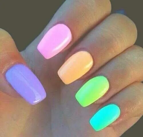 Разноцветные цвет маникюра 45 Charming Multicolor Simple Nail Art Designs; Ombre nails; rainbow nails; summ