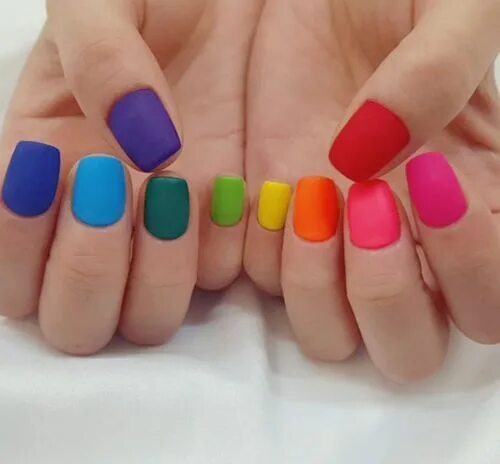 Разноцветные цвет маникюра 10 Rainbow Nail Designs That Show You’re Out And Proud Rainbow nails design, Col