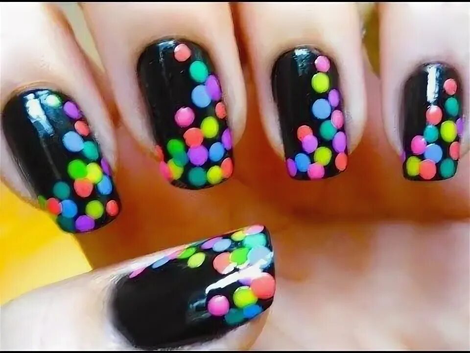 Разноцветный черный маникюр unhas decoradas - Dots nails, Nail colors, Rainbow nails