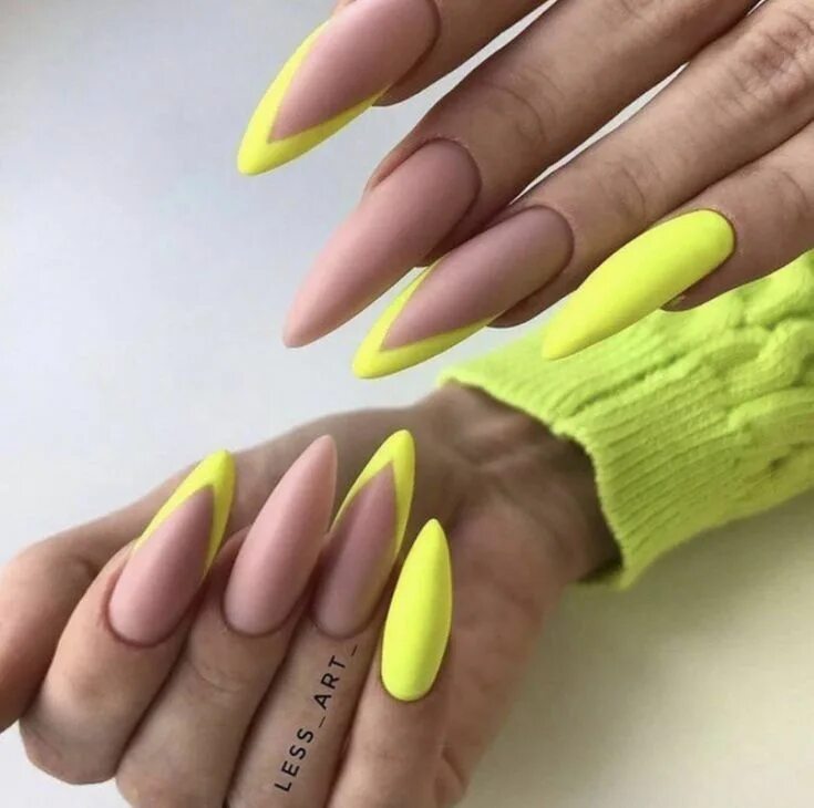 Разноцветный маникюр 2024 на миндаль Идея для маникюра Nails, Neon nails, Cute acrylic nails