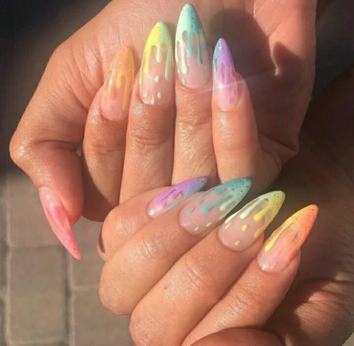 Разноцветный маникюр 2024 на миндаль Pinterest Summer acrylic nails, Ombre nails, Drip nails