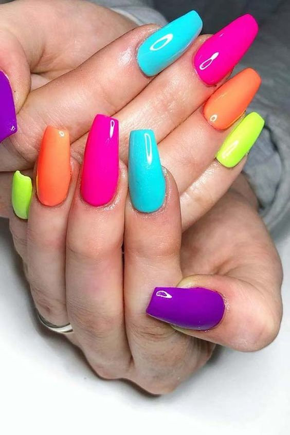 Разноцветный маникюр сочетание цветов 36 Colorful Nails Give You Different Feelings - Page 2 of 36 - LoveIn Home Nail 