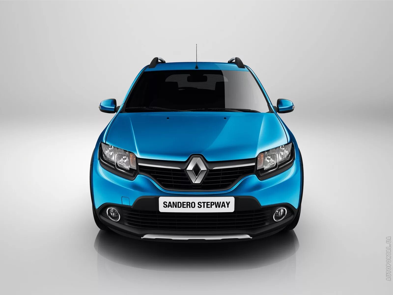 Разновидность рено фото Фотографии Renault Sandero Stepway 2012 5-ти дверный хэтчбек (Рено), скачать обо