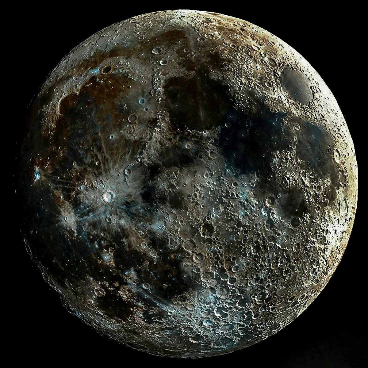 Разные фото луны Photographer takes 'clearest ever' photo of moon by combining phases into one im