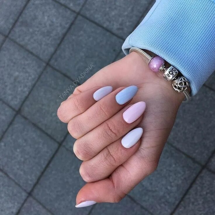 Разные ногти на руках дизайн Start Afresh With These New 2020 Spring Nail Colors Nails, Nails inspiration, Pe