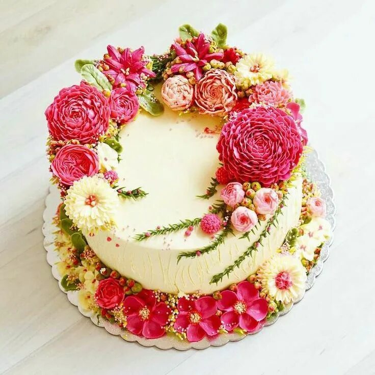 Разные торты оформления Pin on Bánh kem, BKSN...New/Hot Spring cake, Buttercream flower cake, Flower cak