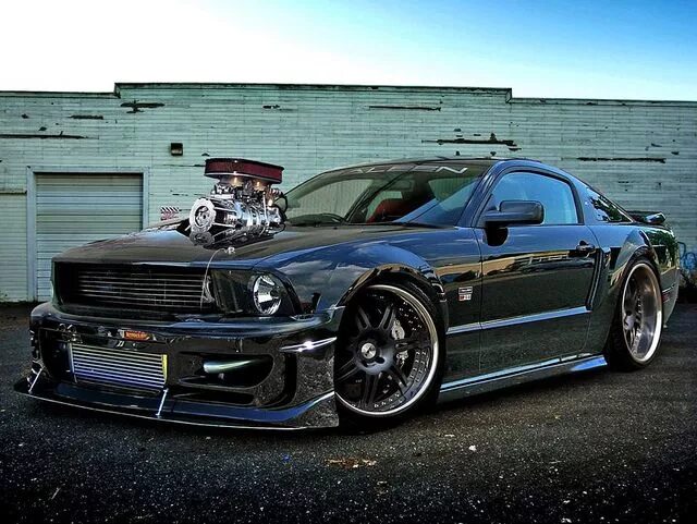 Разрешенный тюнинг авто Supercharged Saleen Mustang Carros tunados, Muscle cars, Carros