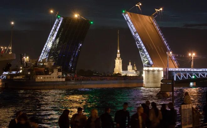 Разведение мостов в санкт петербурге фото Дворцовый мост разведут в полночь под "Гимн Великому городу" Рейнгольда Глиэра