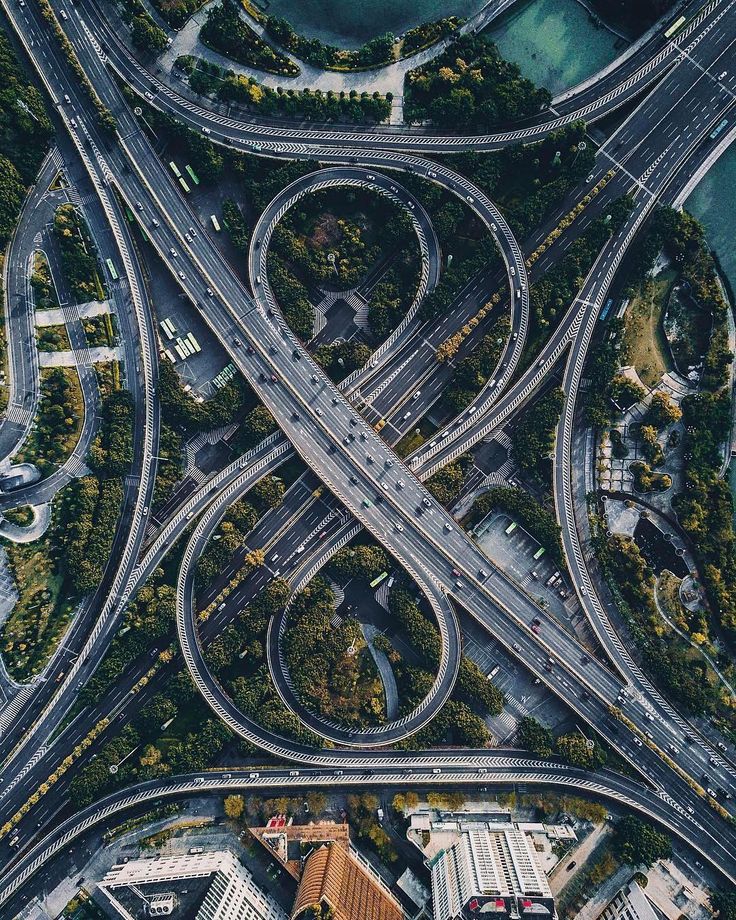 Развязка бабочка фото An Artist Collective / Instagram: "China has the best looking top down infrastru