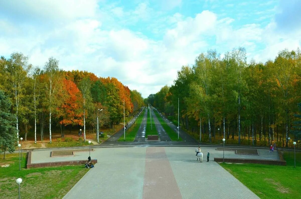 Реадовский парк смоленск фото Реадовский парк / Реадовский парк / Фотография на PhotoGeek.ru