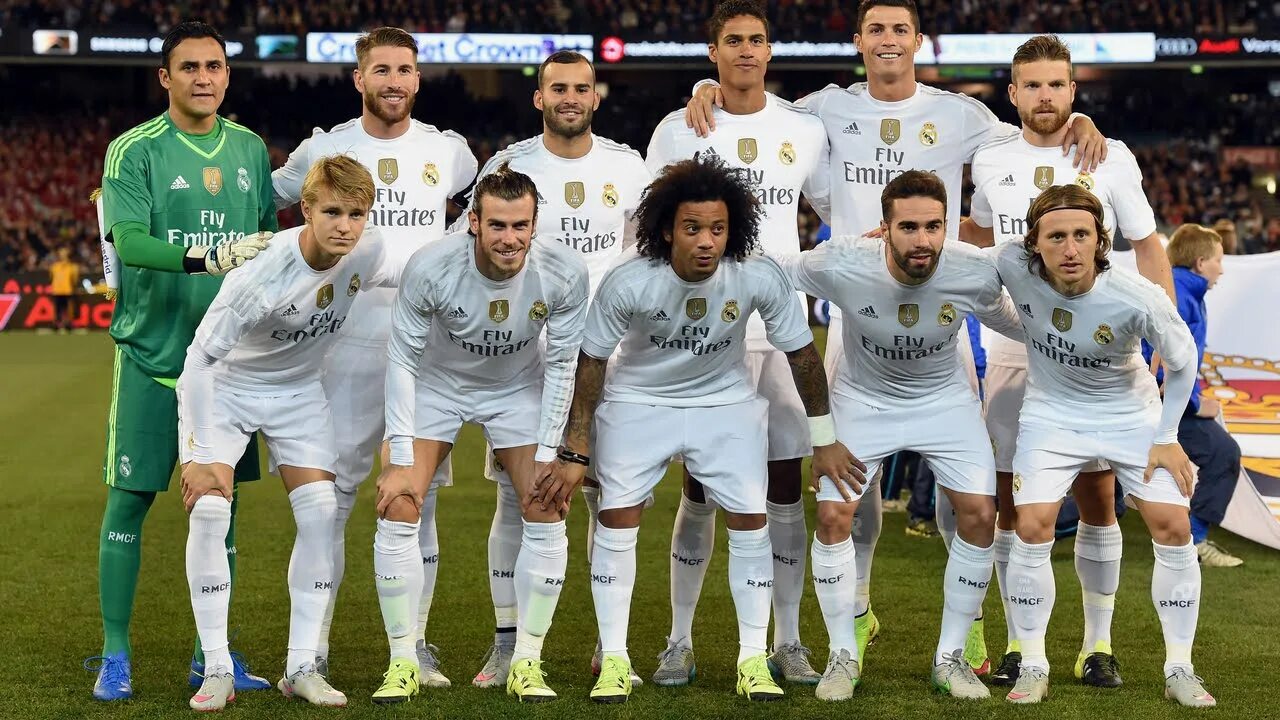 Реал клуб фото REAL MADRID EQUIPE TYPE 2017 !!! 12 EME LIGUE DES CHAMPIONS CETTE ANNEE ??? - Yo