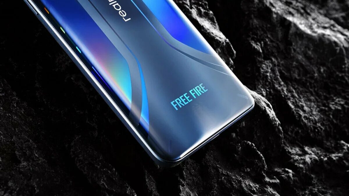 Реалми 9 про фото Новинка для гиков Realme 9 Pro+ Free Fire Limited Edition Стрелка Дзен