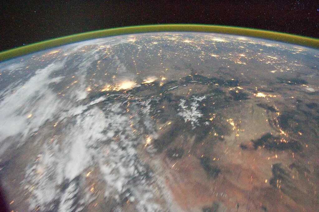 Реальное фото земли Rocky Mountains/Great Plains at Night (NASA, International. Flickr