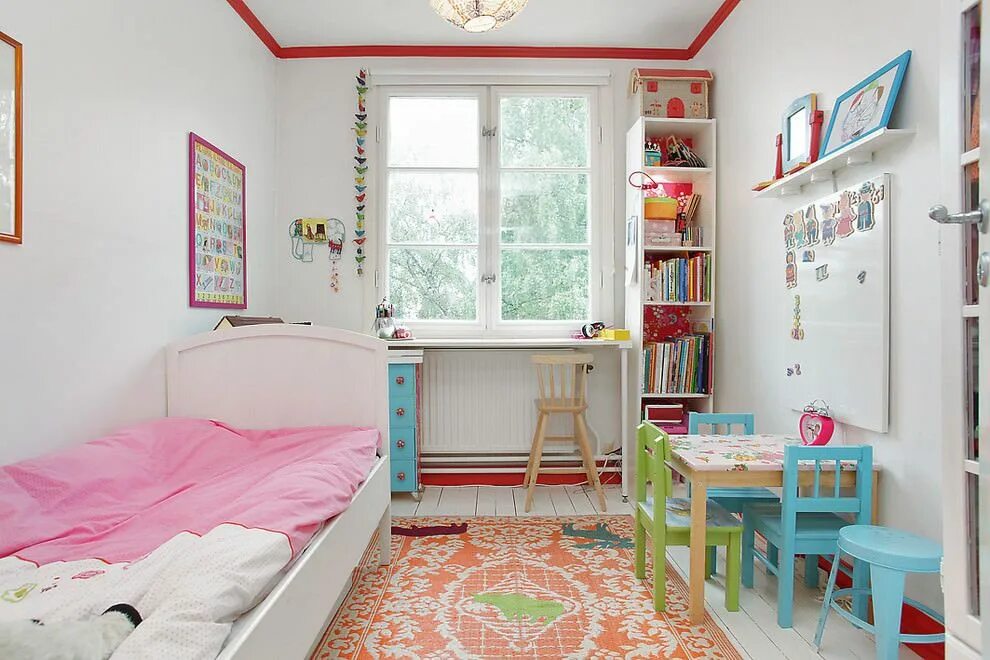 Реальные фото детских комнат компактная детская в скандинавском стиле Small kids bedroom, Small kids room, Sm