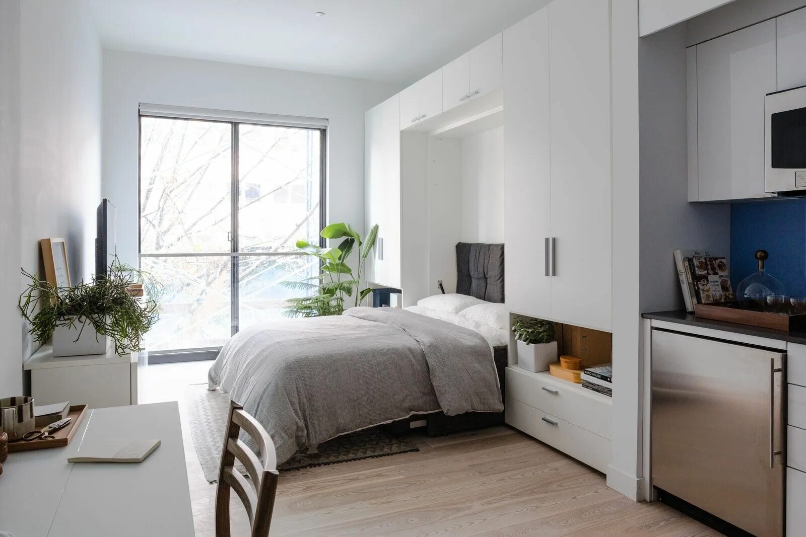 Реальные интерьеры маленьких квартир фото New York City's Latest Experiment in Small Space Living Apartment design, Micro 