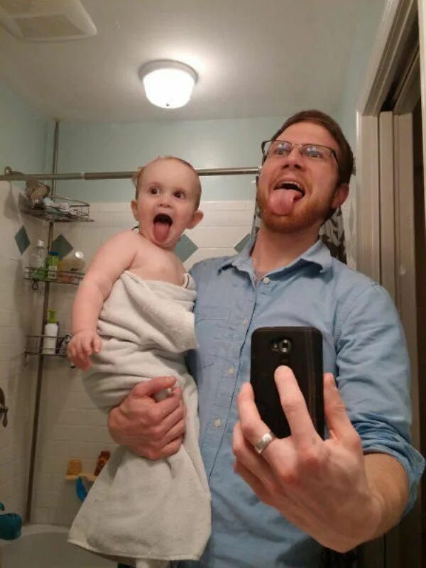 Реальные смешные фото 28 Dads That Have Parenting Down Funny baby photos, Parenting jokes, Funny babie