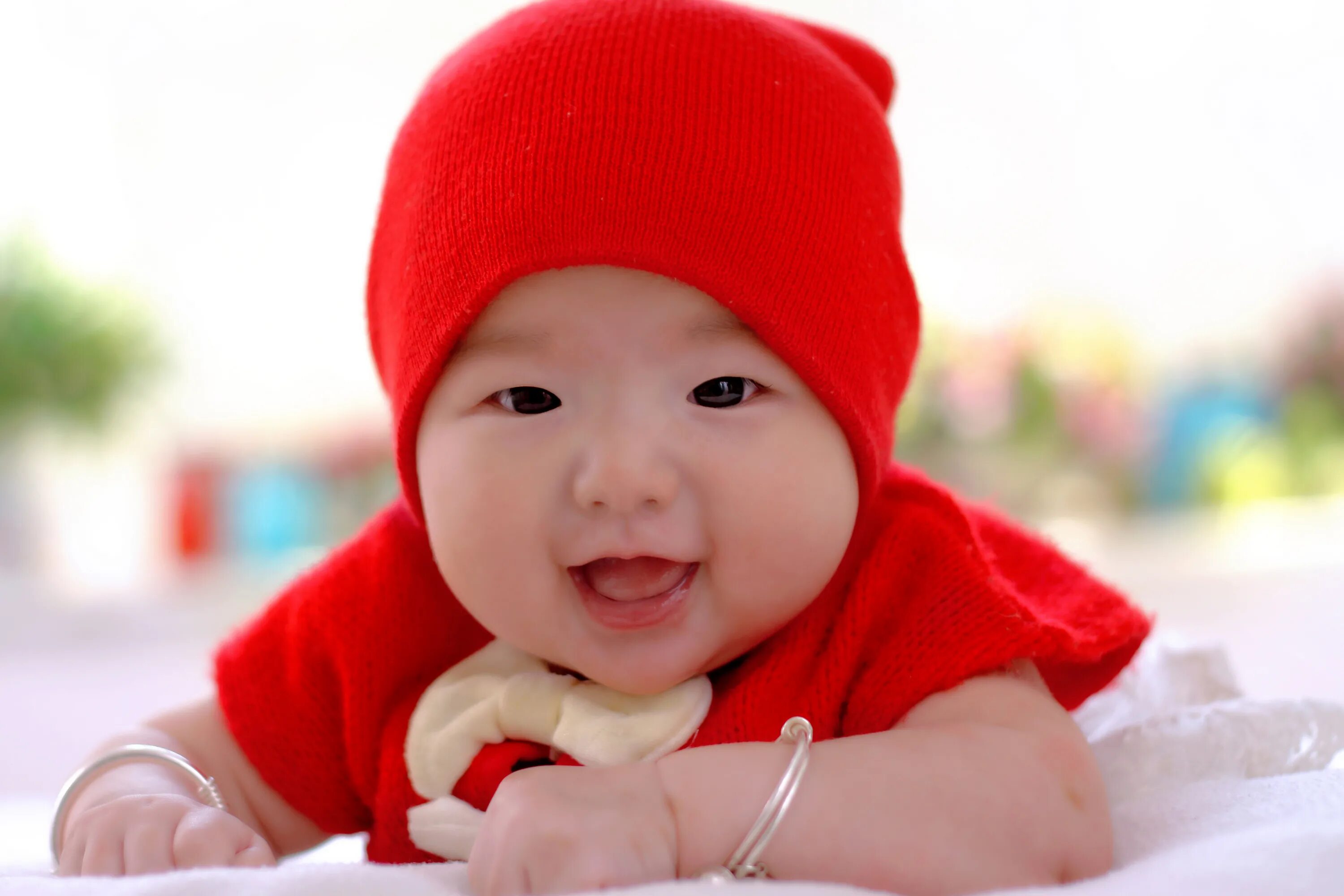 Ребенок красный фото Free Images : play, red, clothing, baby, nose, infant, toddler, cap, paternity, 