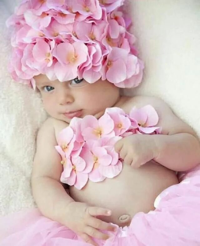 Ребенок в розовом фото Pin by Judy Sanders on All Things Pink Infant photography props, Newborn props, 