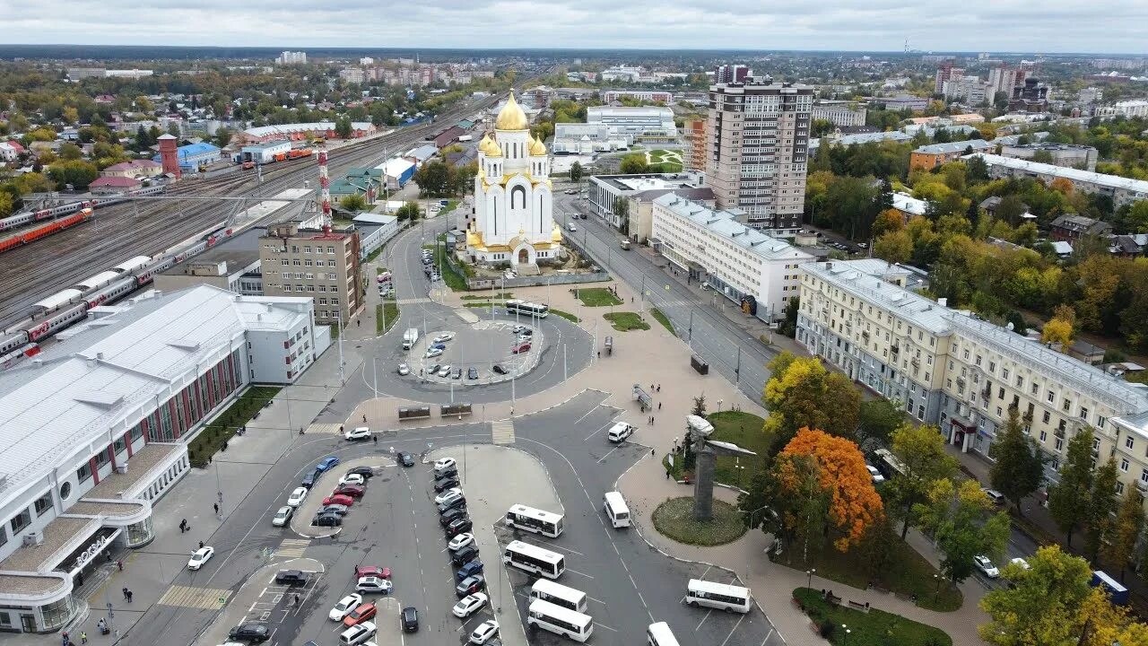 Ребро ул вокзальная площадь 10 фото Вид на привокзальную площадь Иванова с квадрокоптера. 2,7 k. - YouTube