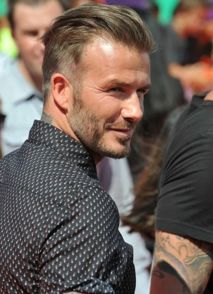 Редкая мужская стрижка David Beckham Hairstyle Evolution Pictures David beckham hairstyle, Beckham hair