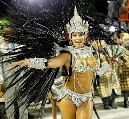 Редкие фото карнавал Épinglé par Brazil Ecotour sur Carnival Rio de Janeiro Brazil