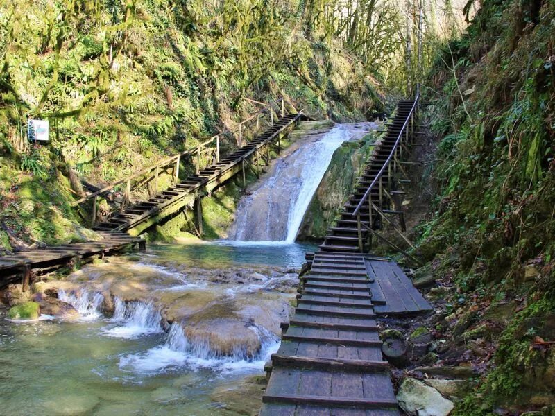 Река аше фото Путешествие в долину реки Аше - туры и гиды от City Trips