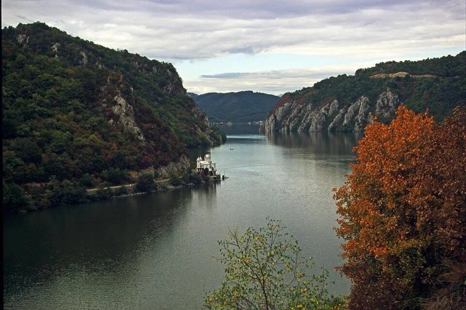 Река дунай фото Картинки ДУНАЙ МОЛДАВИЯ