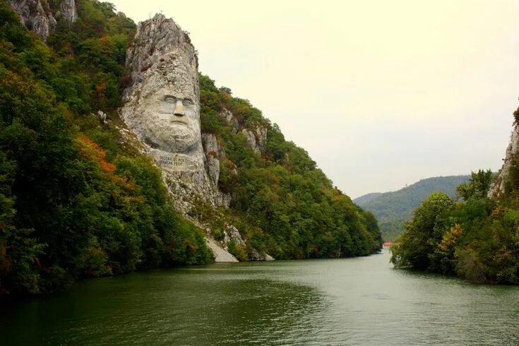 Река дунай фото Beautiful Danube at Dubova, Cazanele Dunarii Romania Dunarea Danube, Danube rive