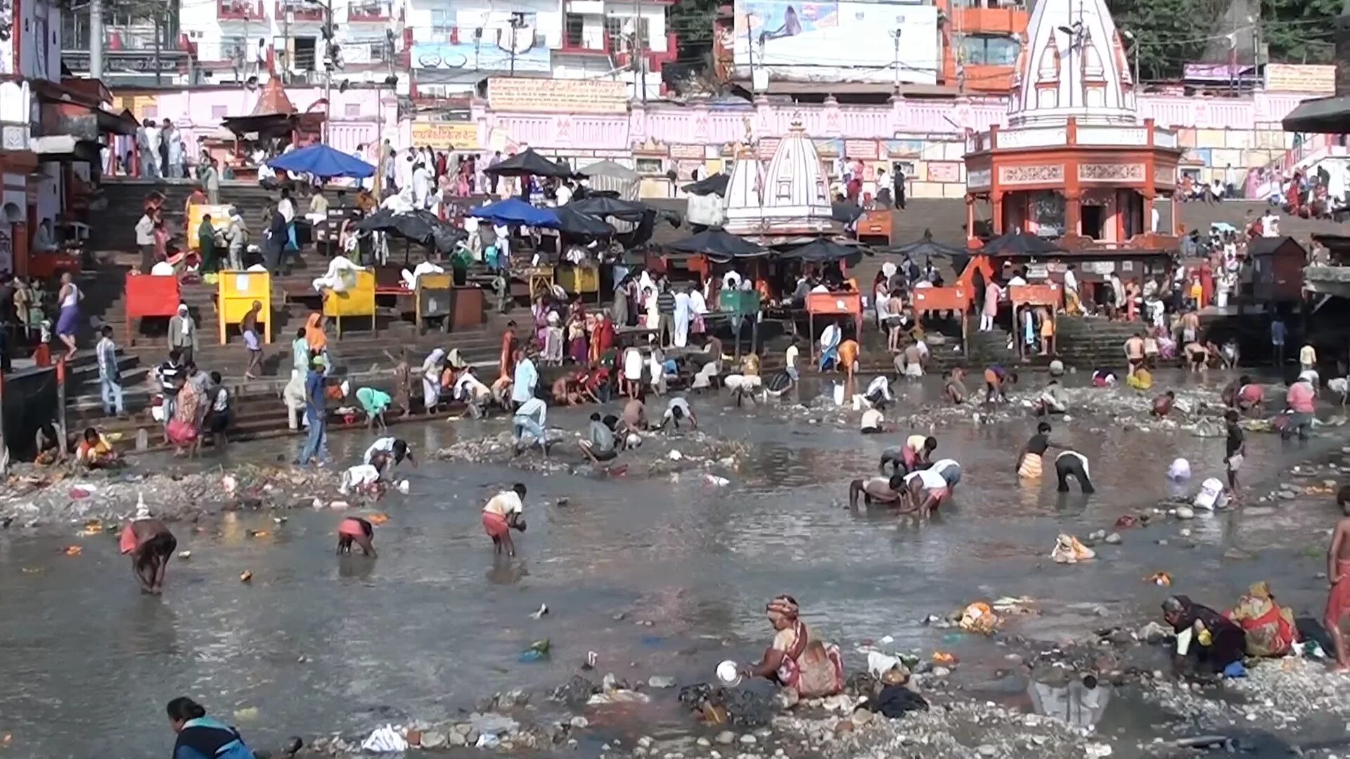 Река ганг в индии фото The dry river bed of the Ganga Canal