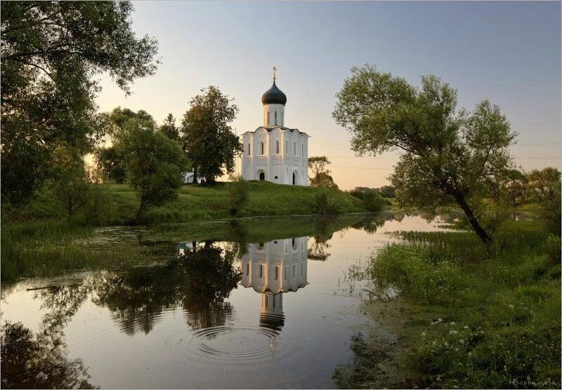 Река храм фото Natalya Vorontsova - professional photographer