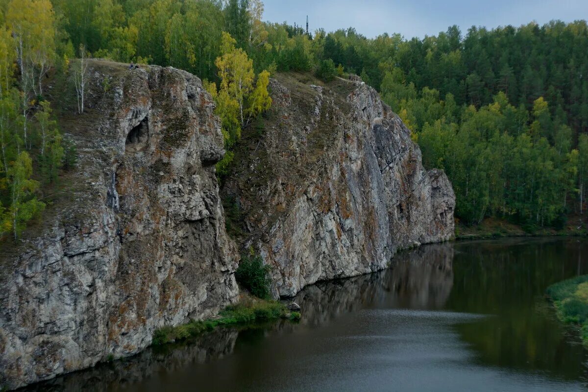 Река исеть фото Скала Филин на Исети (район г. Каменска-Уральского) :: Михаил Полыгалов - Социал