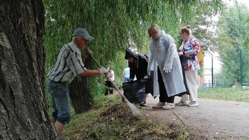 Река капельная ессентуки фото В Ессентуках провели расчистку ручья Капельного