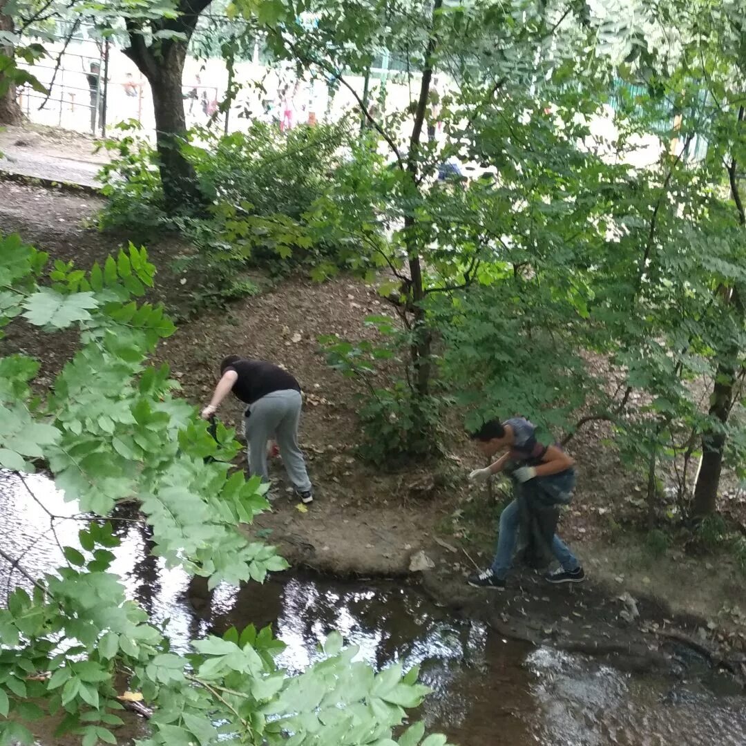 Река капельная ессентуки фото В Ессентуках очистили берега ручья Капельного :: 1777.Ru