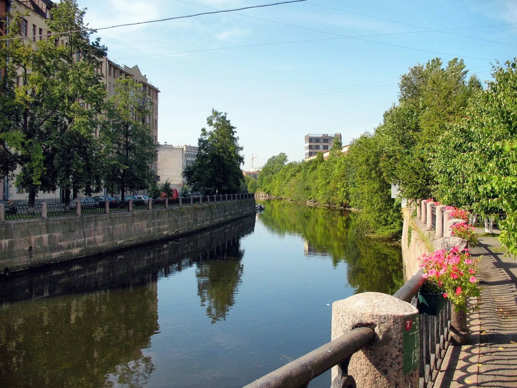 Река карповка фото File:Saint Petersburg Karpovka River IMG 6969 1280.jpg - Wikimedia Commons