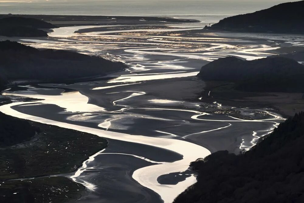 Река маккензи фото Stunning photographs capture the best of Britain's landscapes from dramatic wate