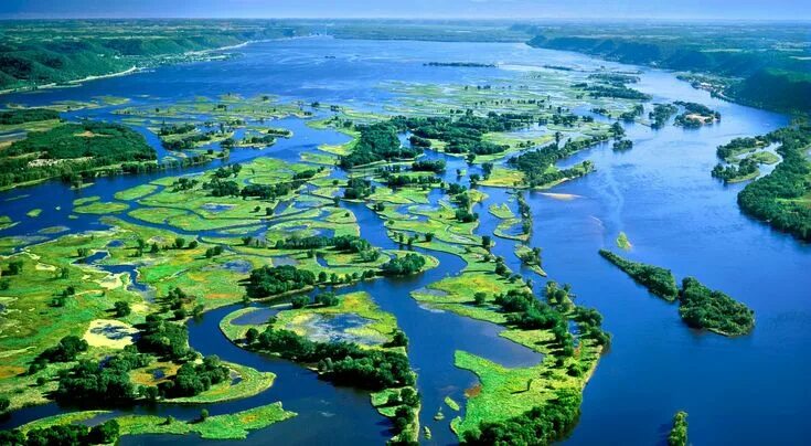 Река миссисипи фото Aerial view of Upper Mississippi River's many islands and channels. River, Missi