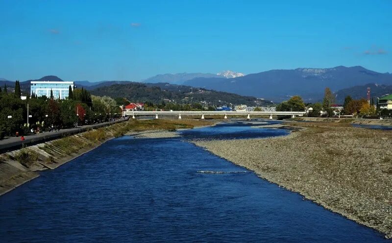 Река мзымта в адлере фото Мзымта впадает в море - Фото