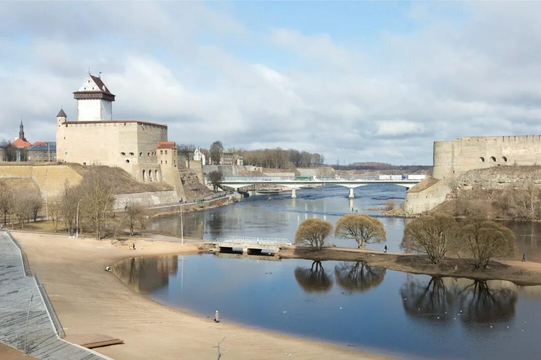 Река нарва фото Maksuamet tahab Narva luua tollimuuseumi