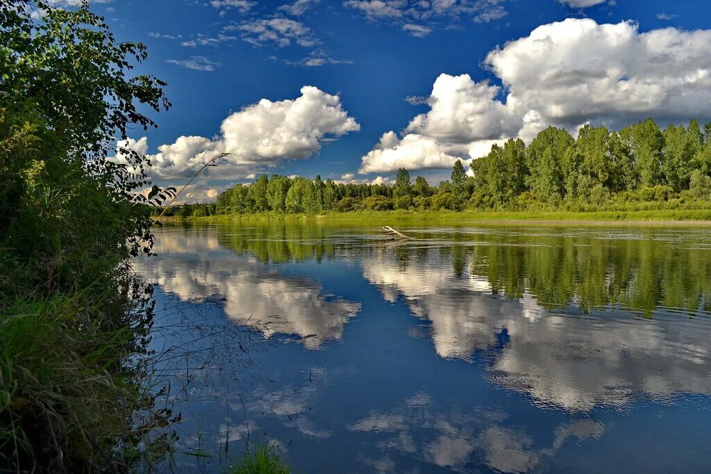 Река небо фото Permanently closed: VisitSaratov, tourist information centre, Saratov, Pervomays