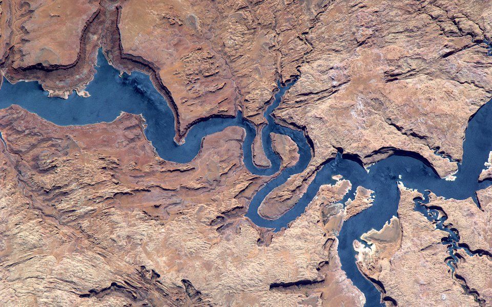 Река нил фото из космоса Unser schöner Planet: 50 Fotos von der Erde Lago powell, Luoghi, Leggende