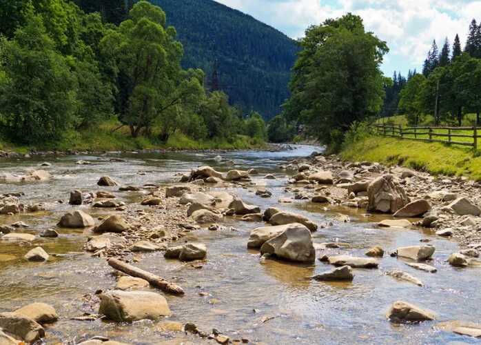 Река прут фото Микуличин - доступный отдых в Карпатах