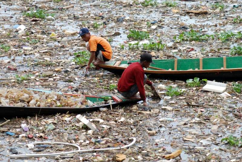 Река цитарум фото Countries tussle at 'rocky' global plastic talks