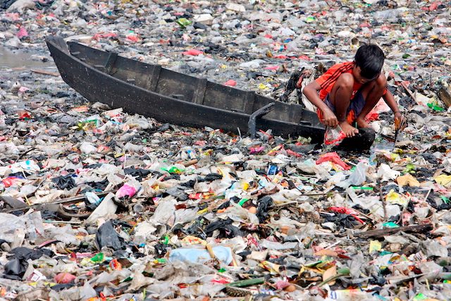 Река цитарум фото Plastic to outweigh fish in oceans by 2050, study warns