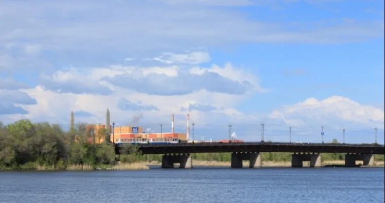 Река урал магнитогорск фото Первый смертельный случай на воде: магнитогорец утонул в Урале - Новости Магнито