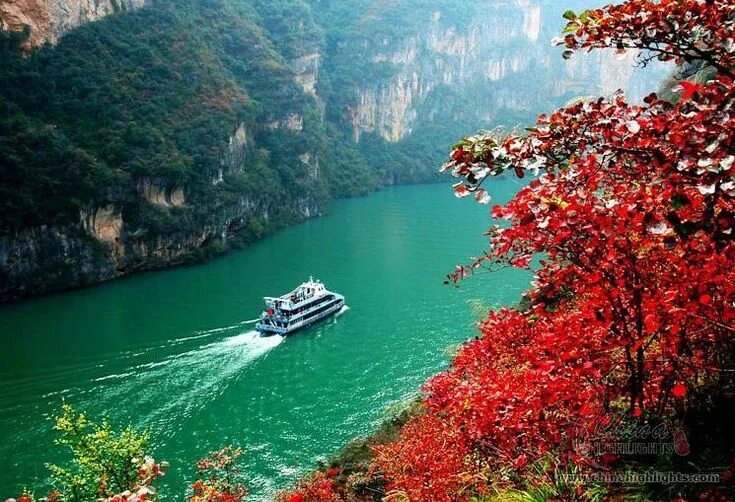 Река в китае янцзы фото The Amazing Yangtze River - an Introduction for Travellers River, Explore travel