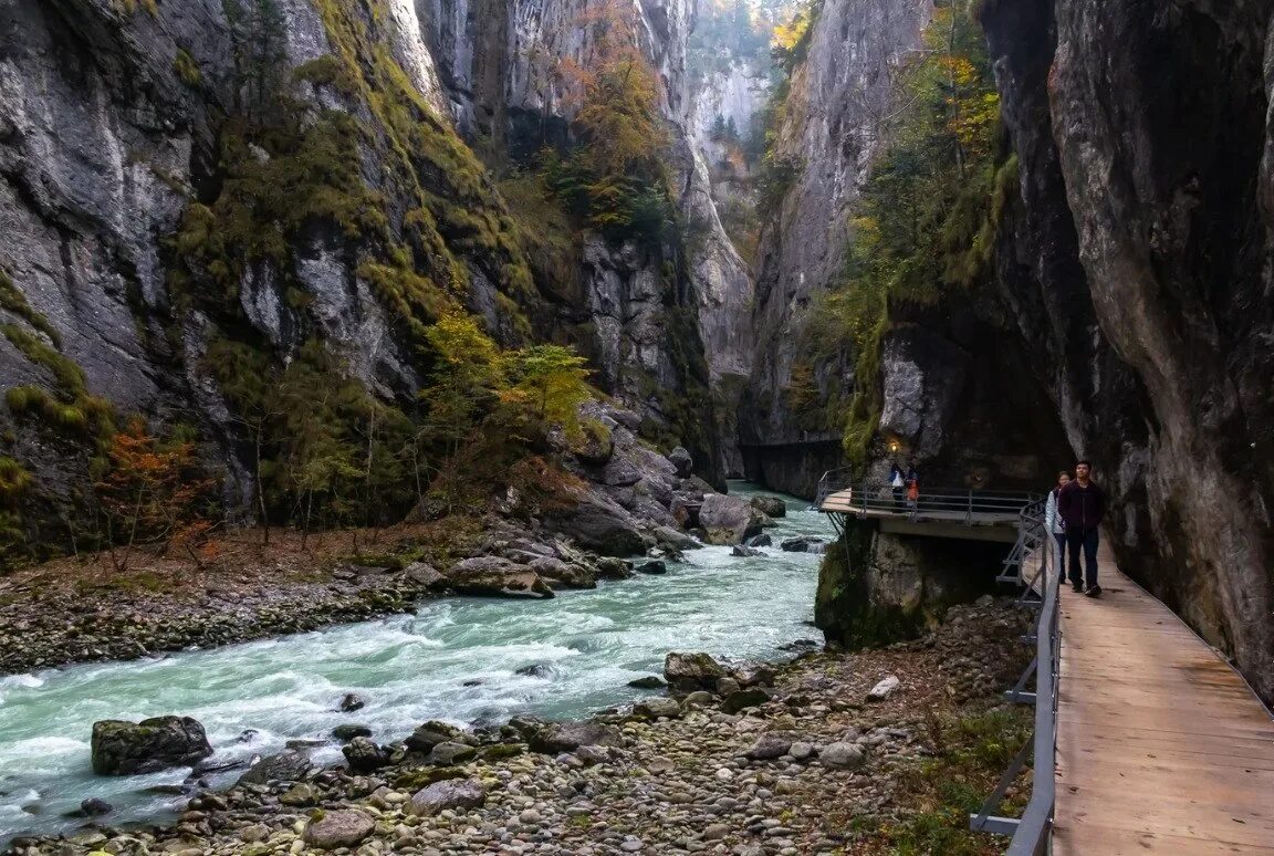 Река в ущелье фото Швейцария, ущелье Ааре