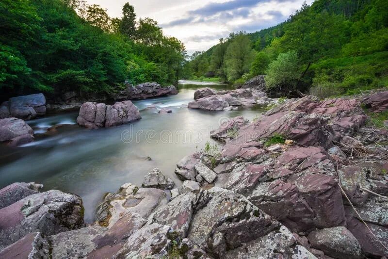 Река вить фото River Vit stock photo. Image of stone, green, river, teteven - 70967514