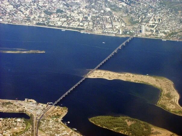 Река волга саратов фото View of the Volga, the bridge, Saratov and Engels. Саратовщина - Саратов и Сарат