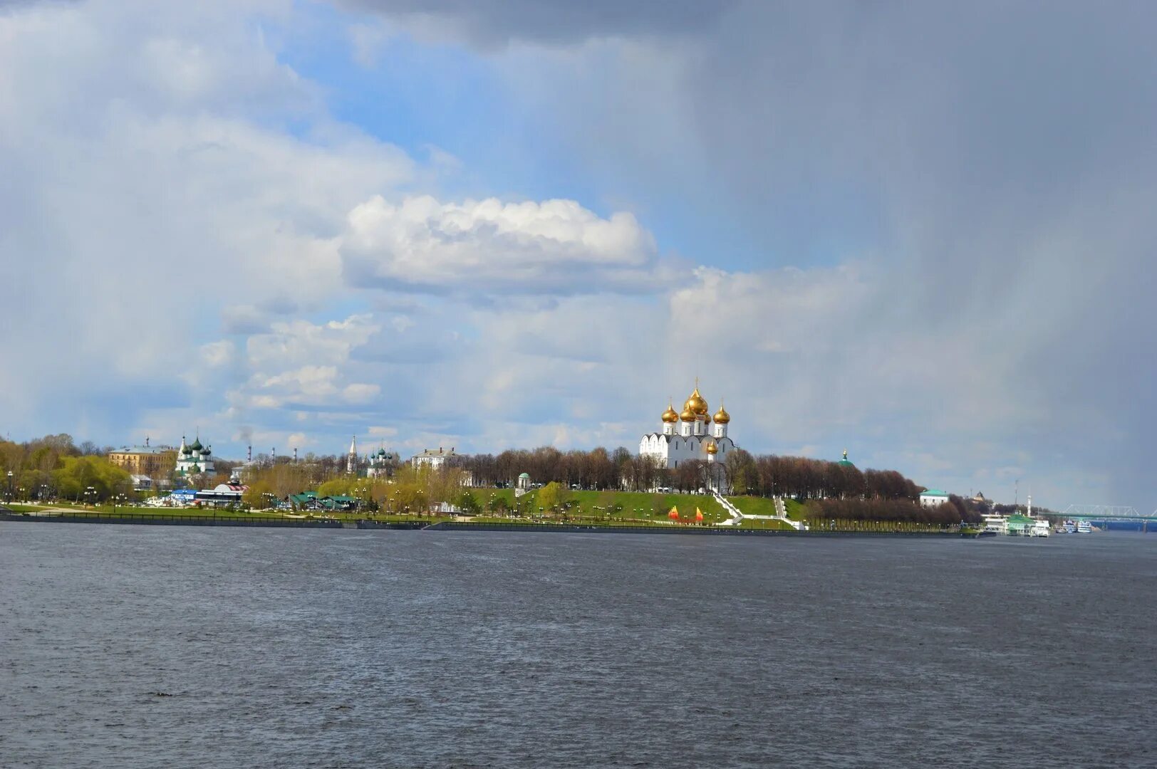 Река волга в ярославле фото Ярославль город на волге